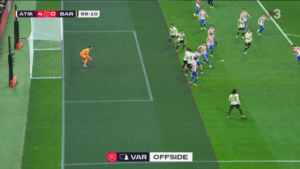 De Jong “vjell vrer” ndaj arbitrimit: Nëse ky imazh nuk është IA, e konsideroj skandal