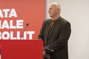 Presidenti i Vllaznisë jep dorëheqjen, largohet me akuza të forta ndaj “diktaturës” së FSHF-së