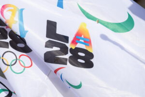 Producentja e filmave “fantazi” do të organizojë ceremoninë e hapjes së Lojërave Olimpike “Los Anxhelos 28”